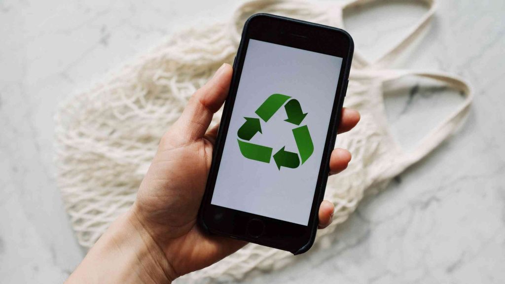 4 Reasons a Business should hire Recycling Company Services